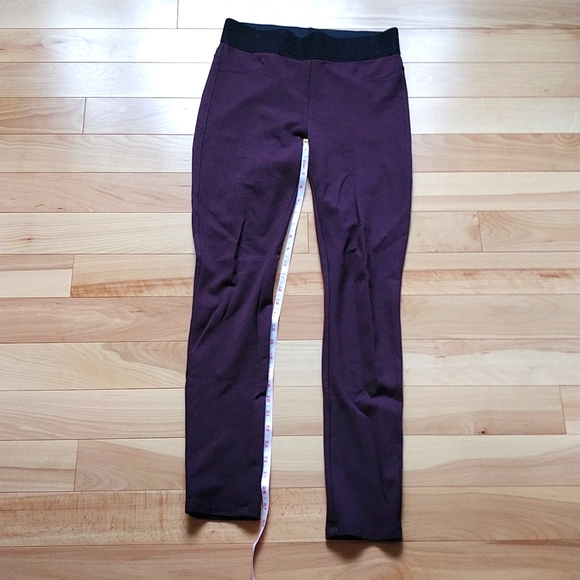 Le Chateau work-wear leggings - Picture 4 of 7